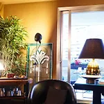 B&B Junior Suite Paris Tour Eiffel