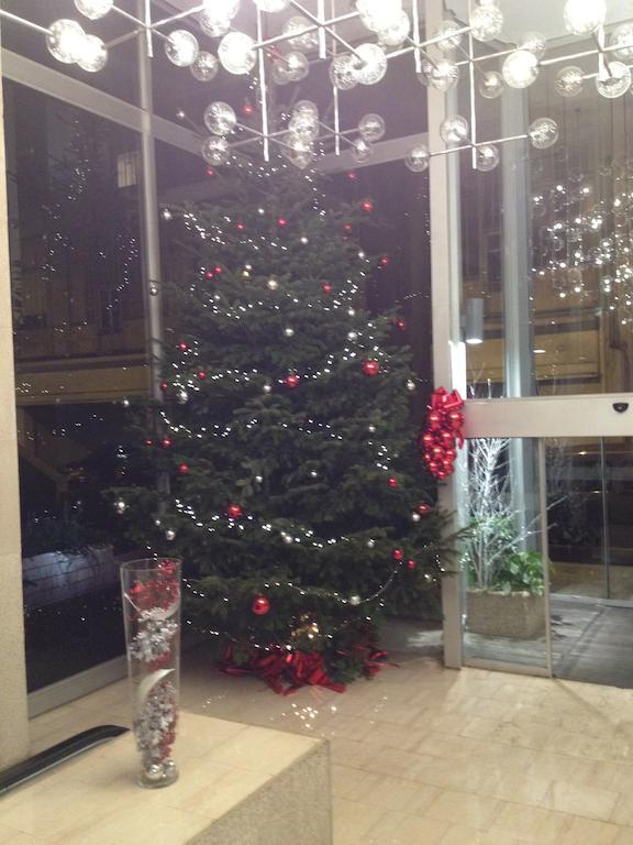 Junior Tour Eiffel Bed & Breakfast 4*