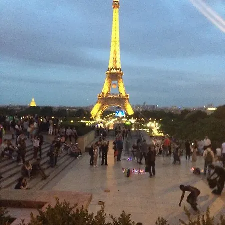 Junior Tour Eiffel Parigi