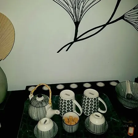 Junior Tour Eiffel Bed & Breakfast Parigi