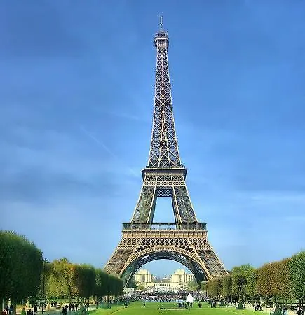 Junior Tour Eiffel 4* Parigi