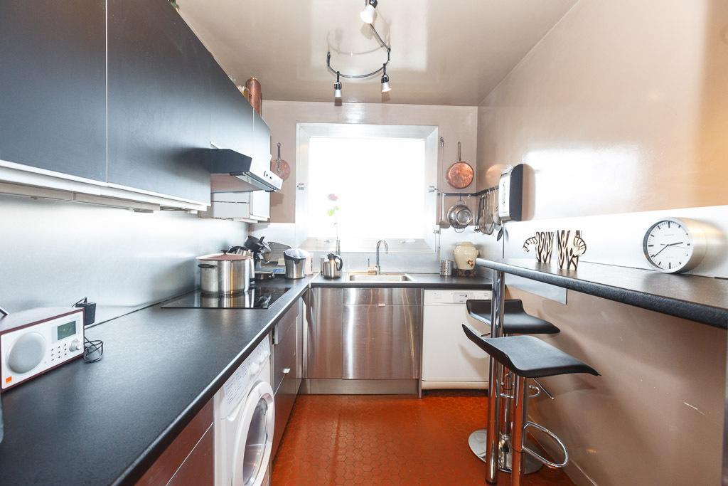 Bed & Breakfast Junior Tour Eiffel Paris